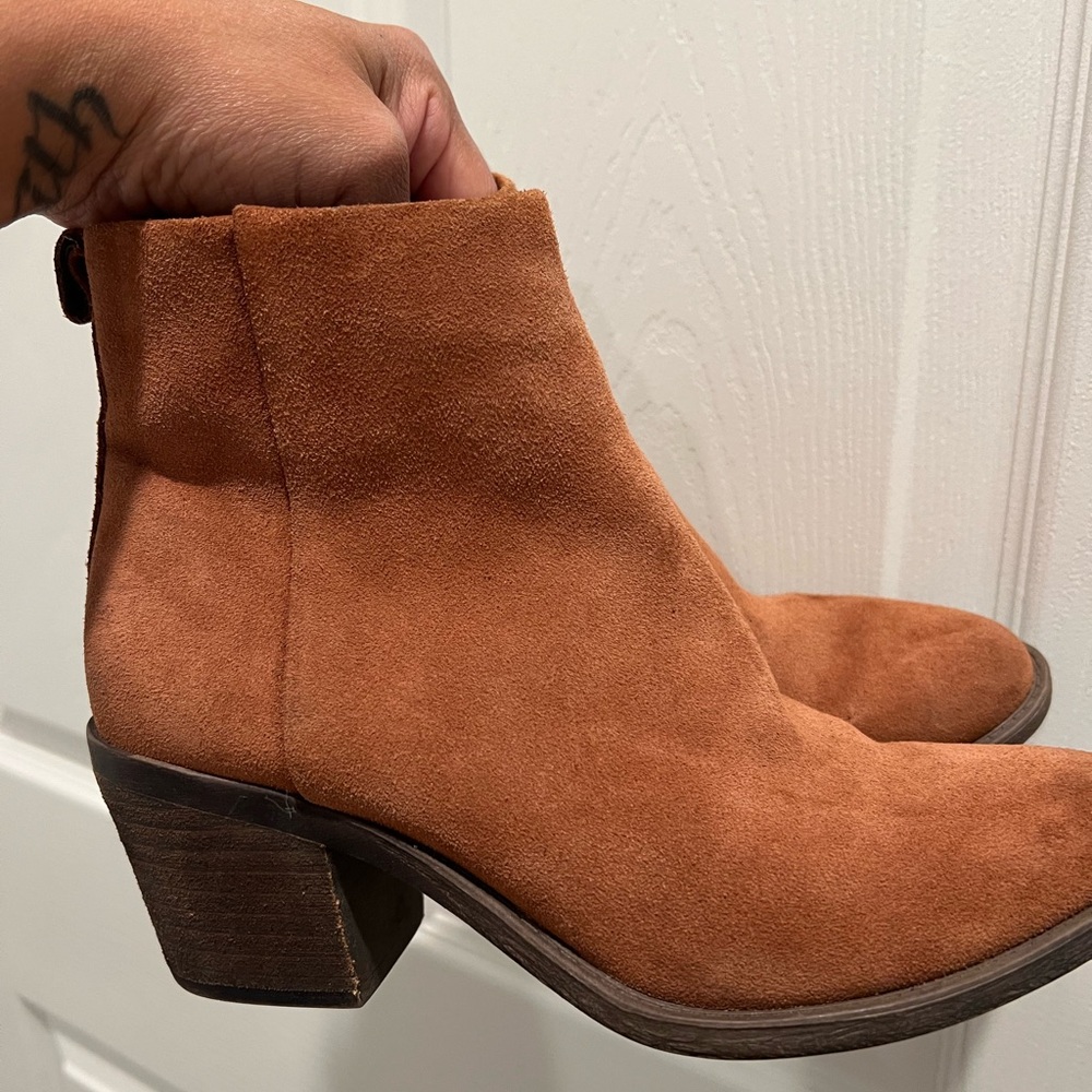 Suede Ankle Boots in Tan 5.5